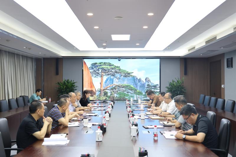 合肥市包河區(qū)區(qū)委副書(shū)記、區(qū)長(zhǎng)李煒一行到公司調(diào)研